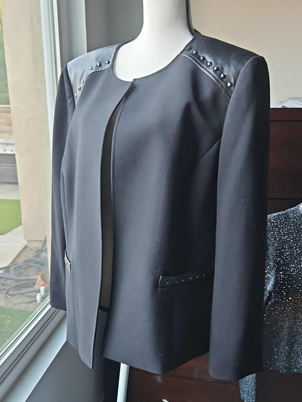 Women's Black Stud-Trim Open-Front Blazer Tahari 18W